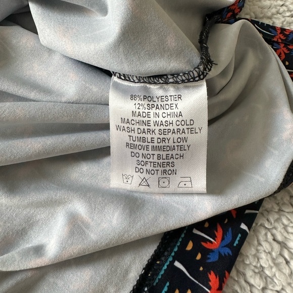 USA Palm silky soft short sleeve collared button polo shirt XL island print - Picture 9 of 14